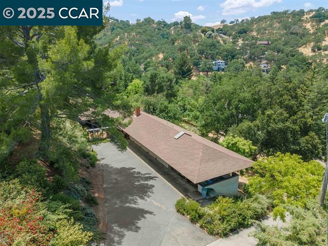 144 Castle Crest Rd