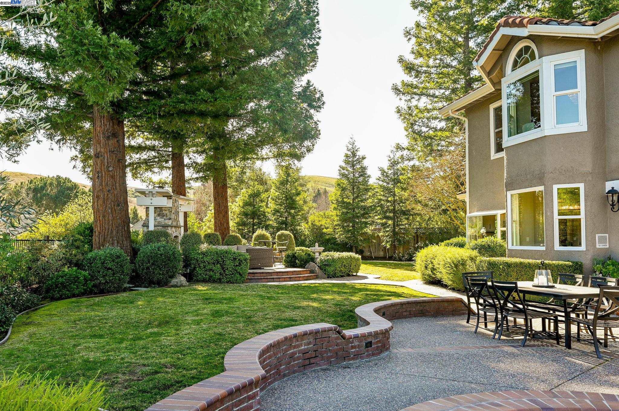 104 Cimarron Ct