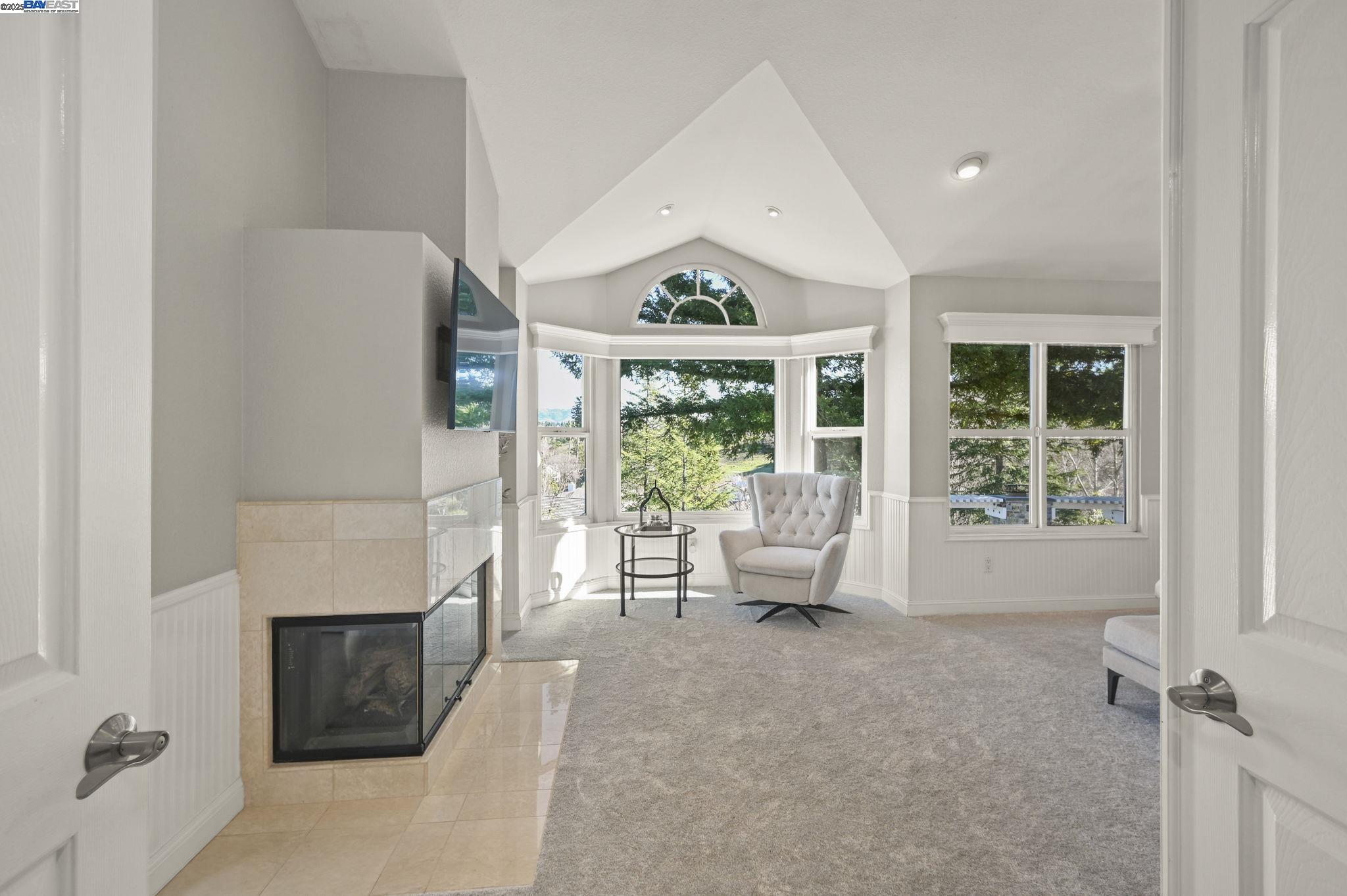 104 Cimarron Ct