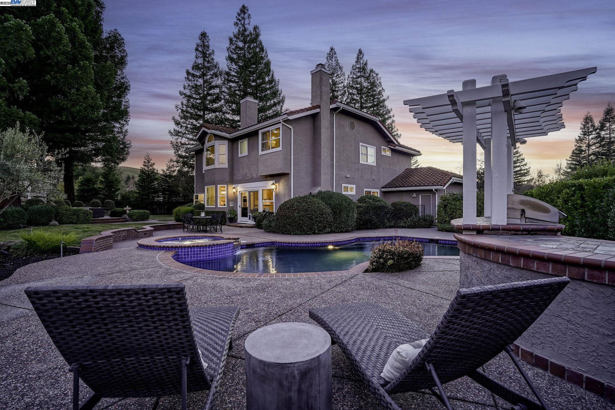 104 Cimarron Ct