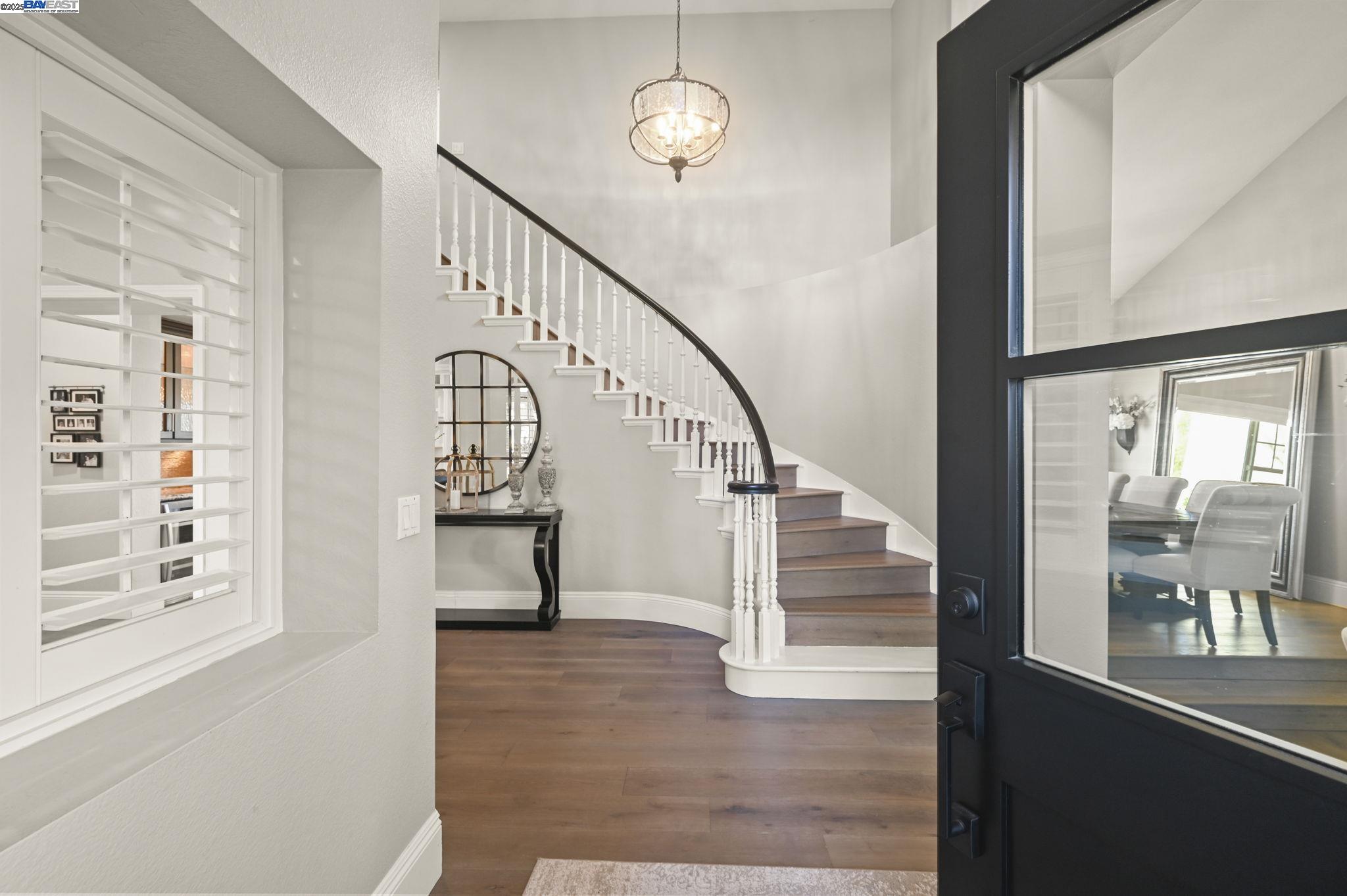 104 Cimarron Ct