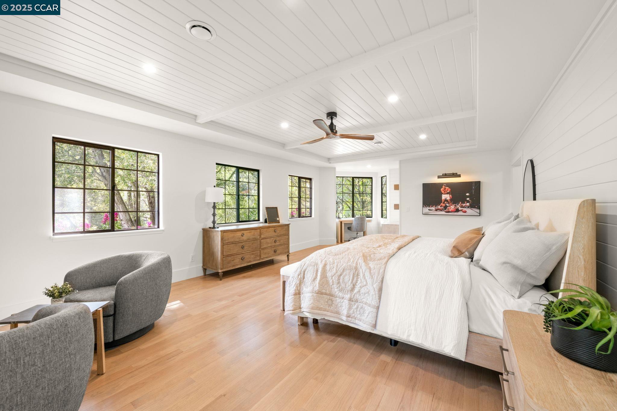 125 Sleepy Hollow Ln