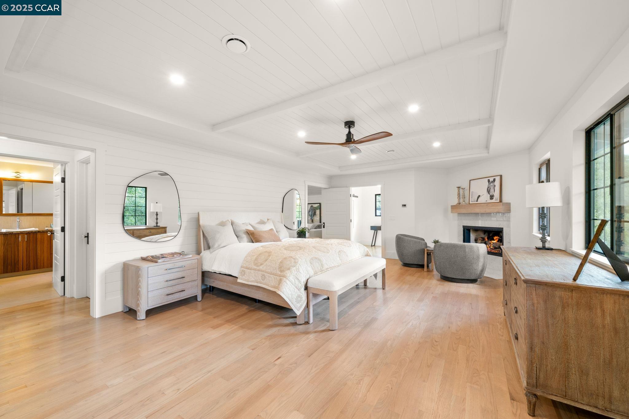 125 Sleepy Hollow Ln