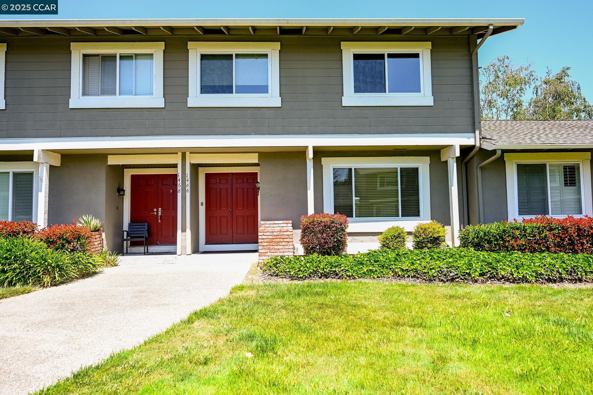 1466 Greenlawn Dr