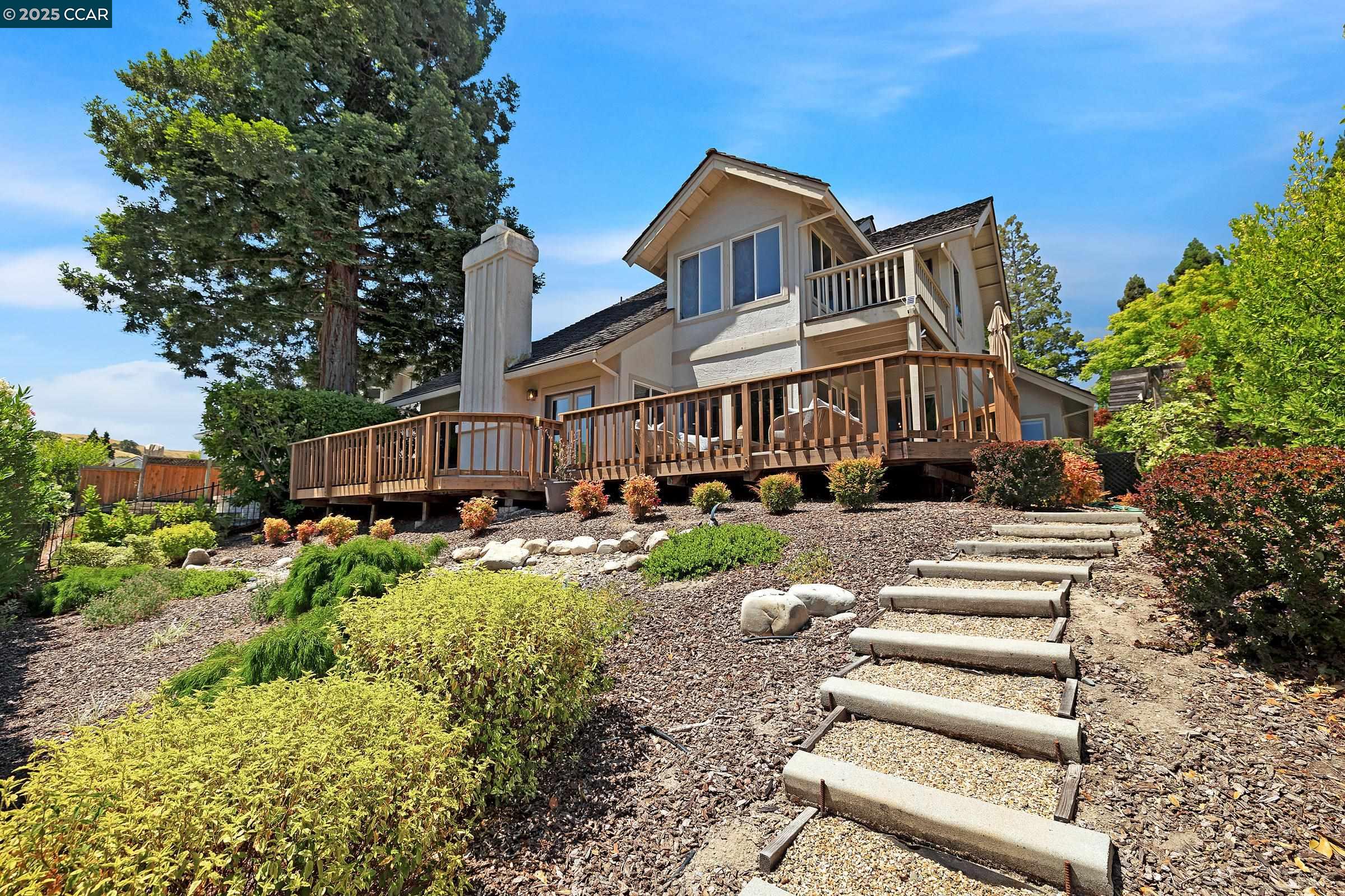 684 Blue Spruce Dr