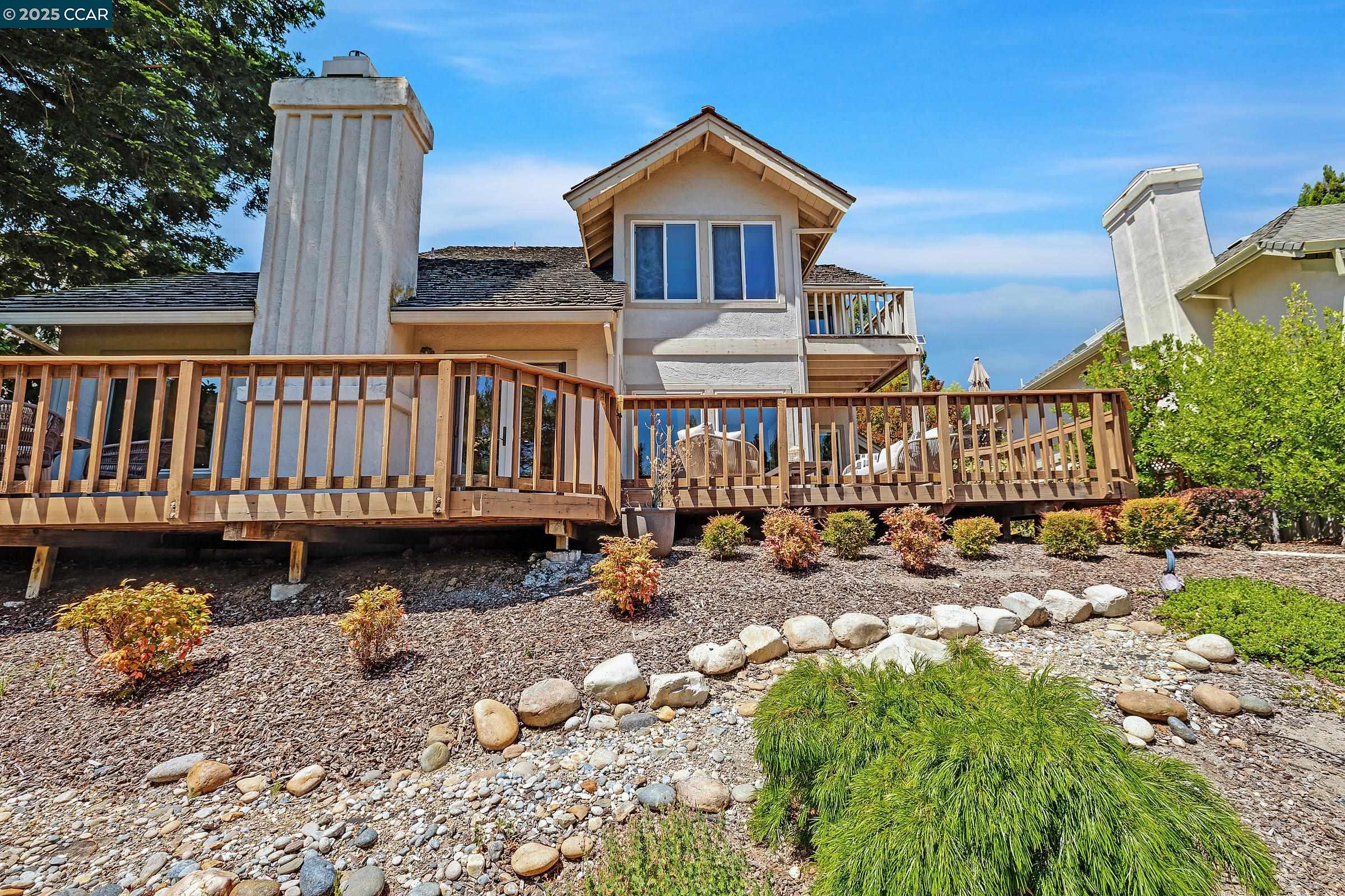 684 Blue Spruce Dr