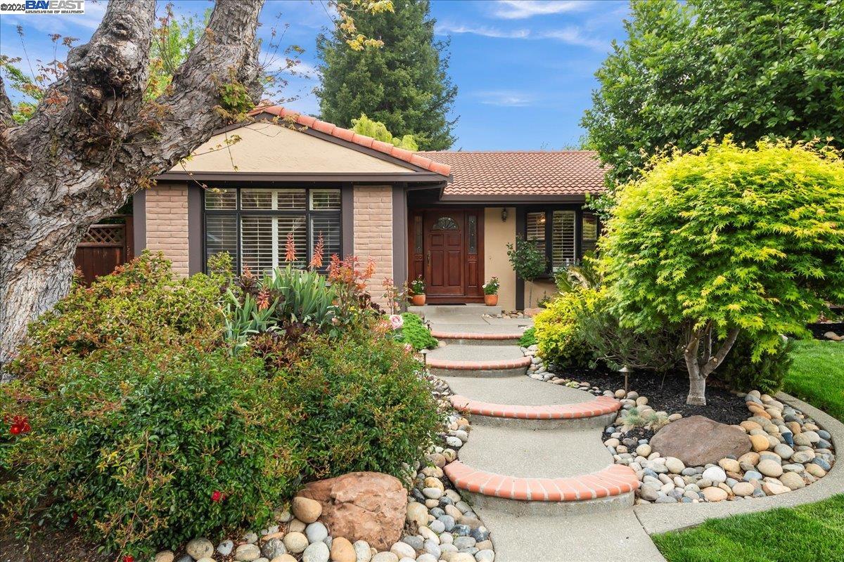 112 Baldwin Dr