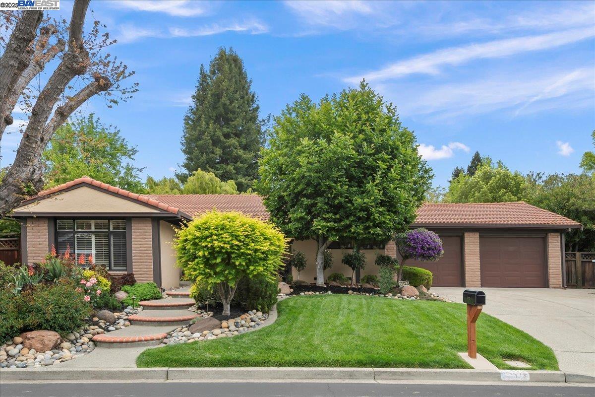 112 Baldwin Dr