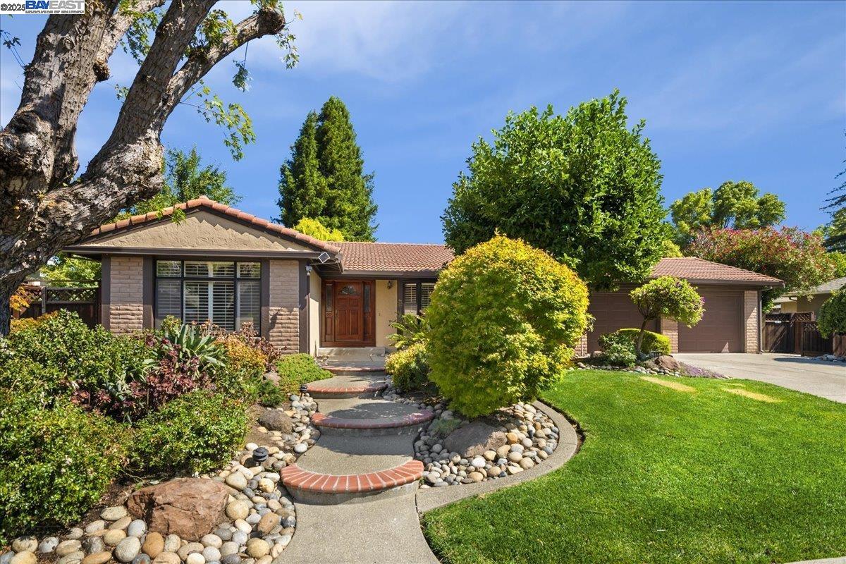 112 Baldwin Dr