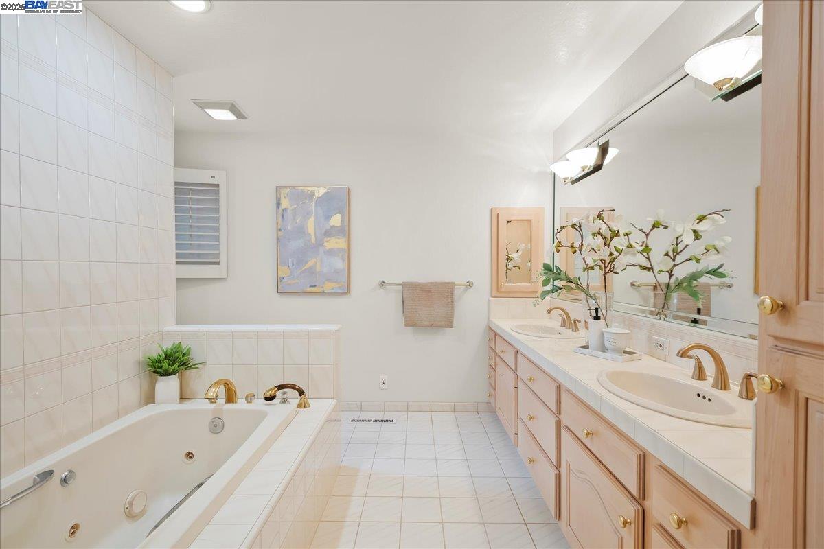 112 Baldwin Dr