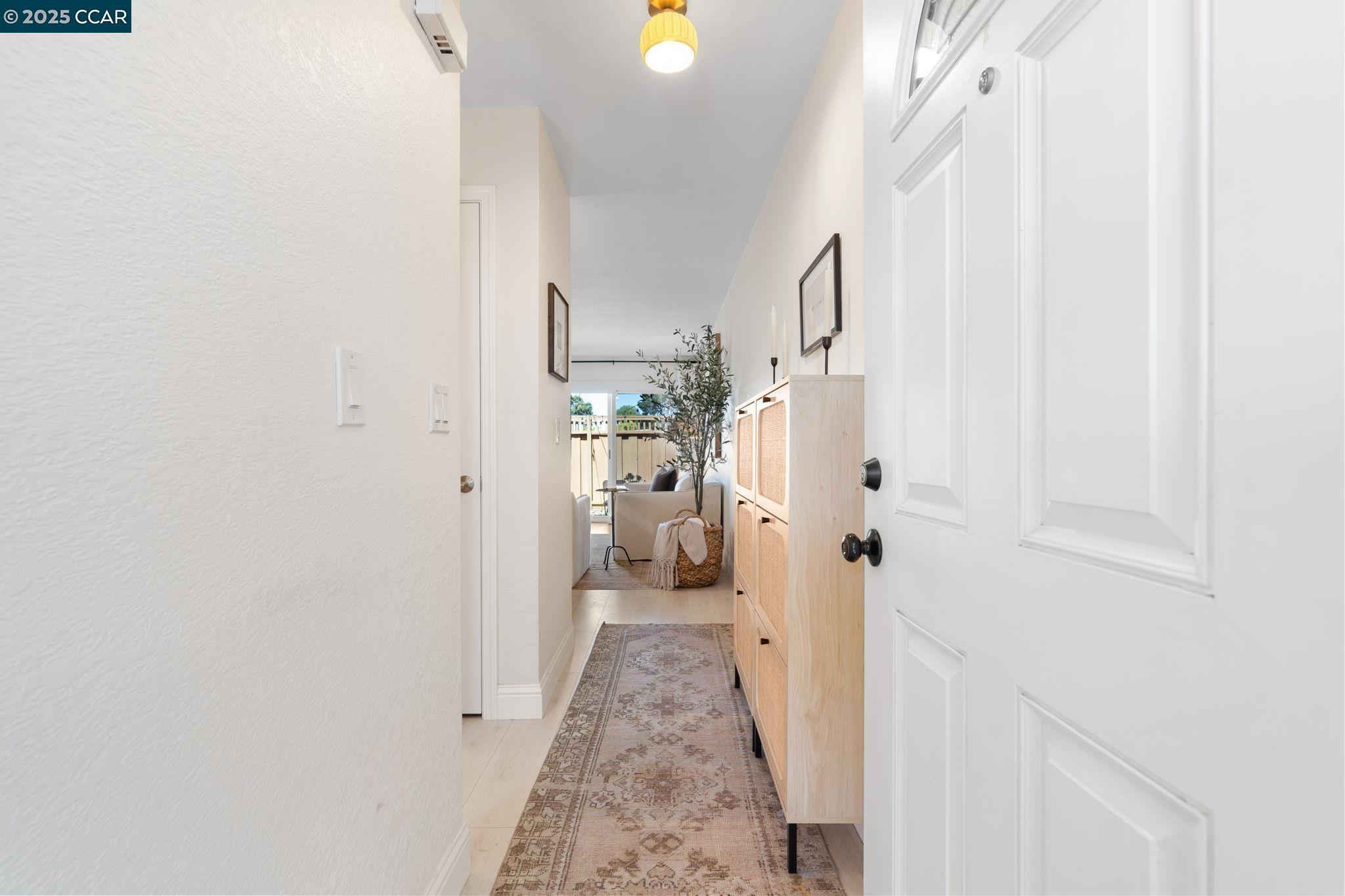 6625 Pioneer Ln, Dublin