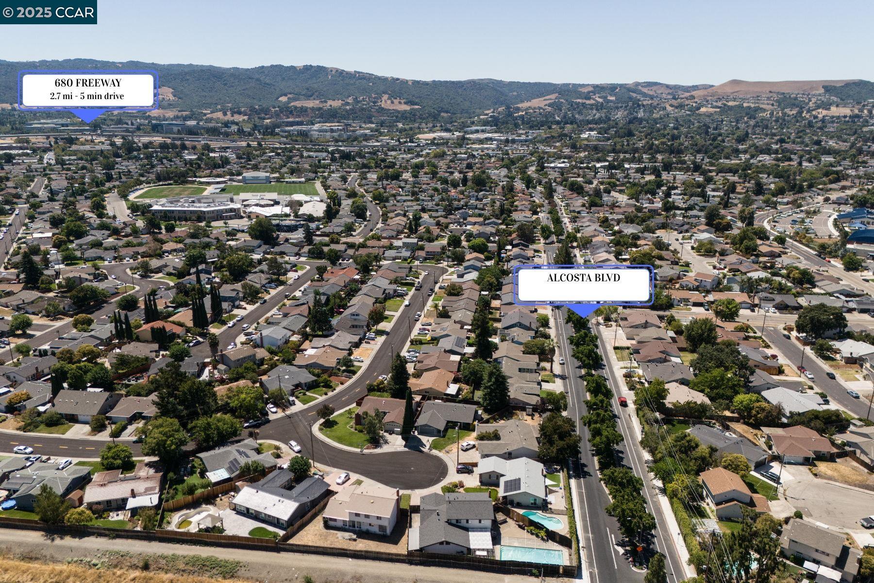 6625 Pioneer Ln, Dublin