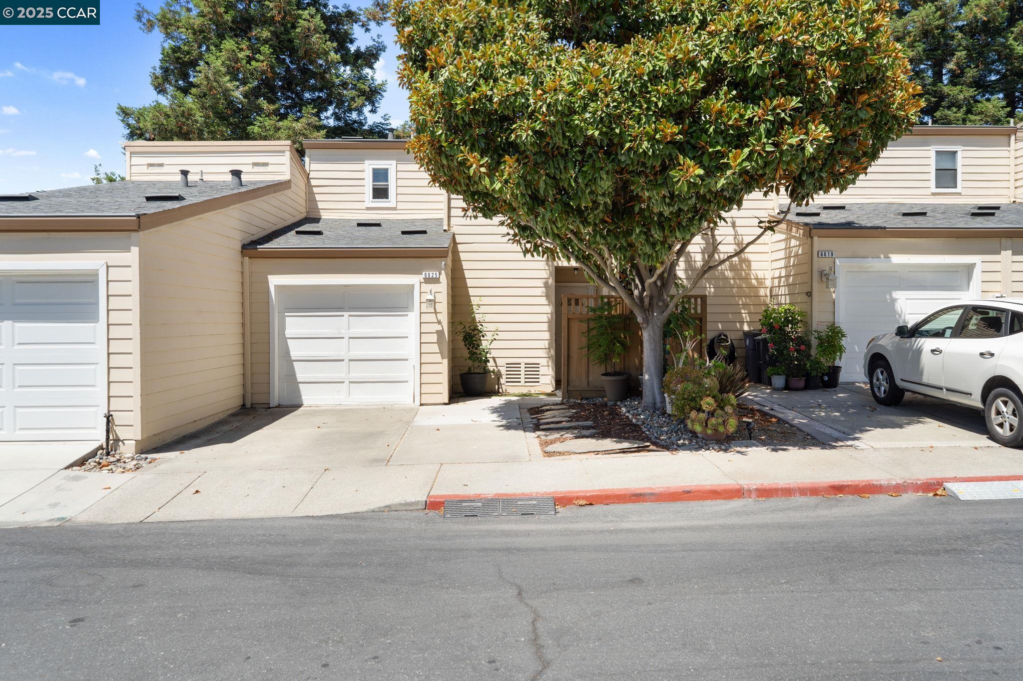 6625 Pioneer Ln, Dublin