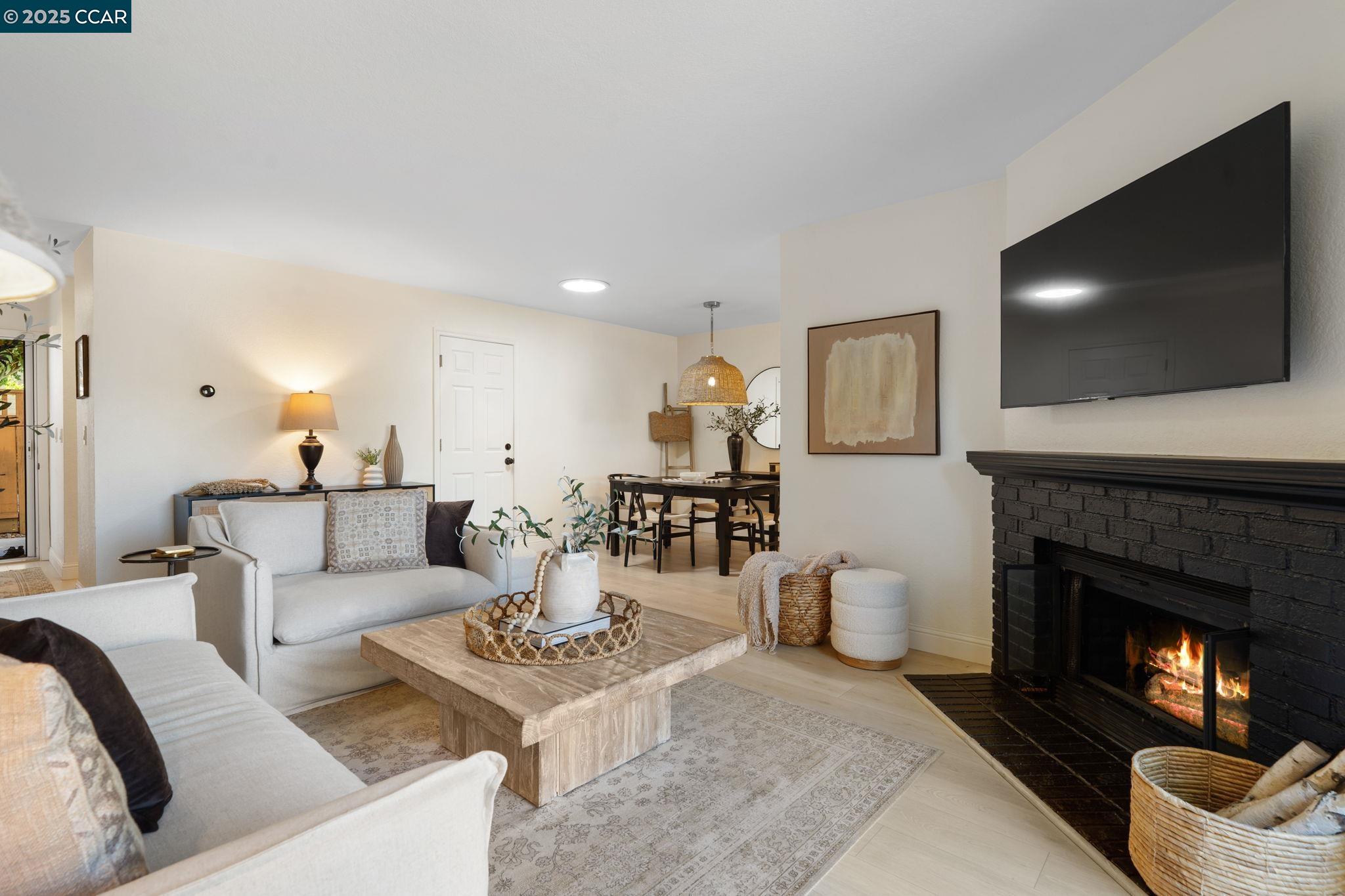 6625 Pioneer Ln, Dublin
