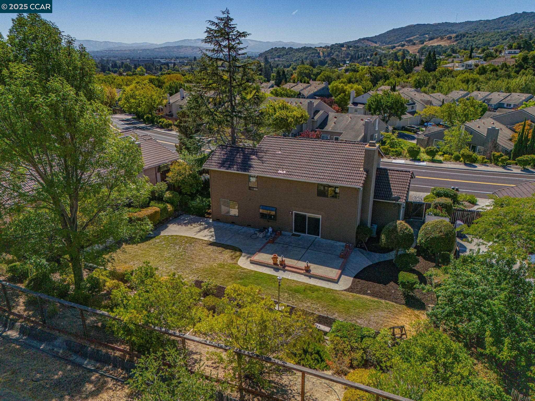 11478 Rolling Hills Dr