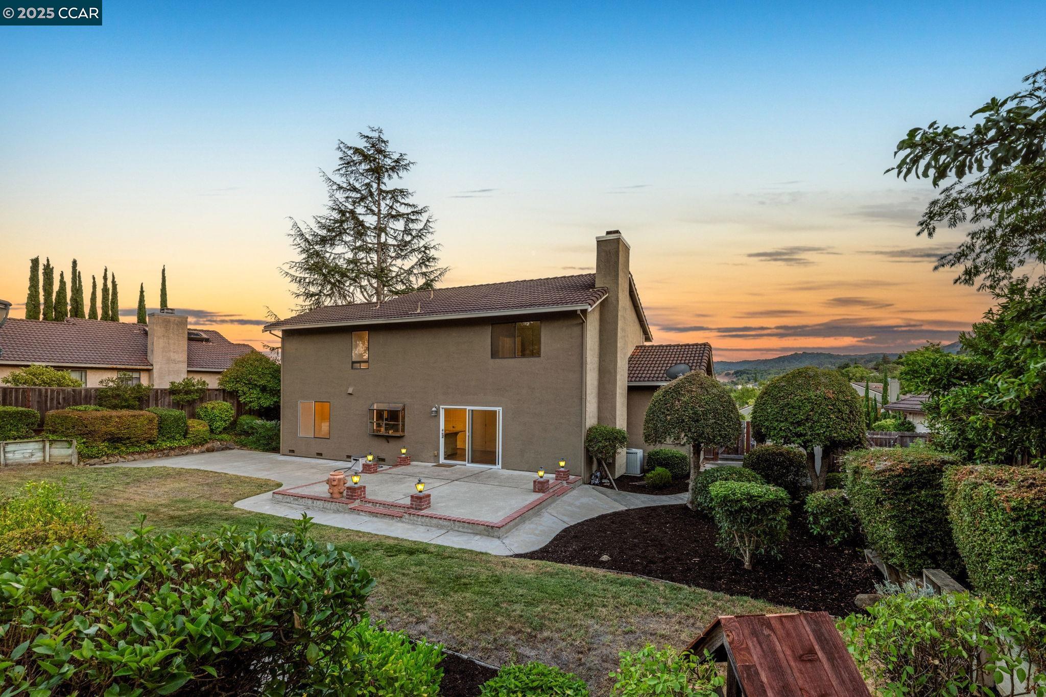 11478 Rolling Hills Dr