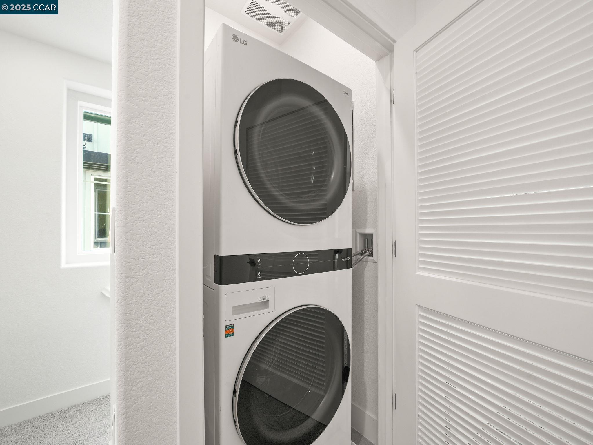 850 HEAVEN CT, Hayward