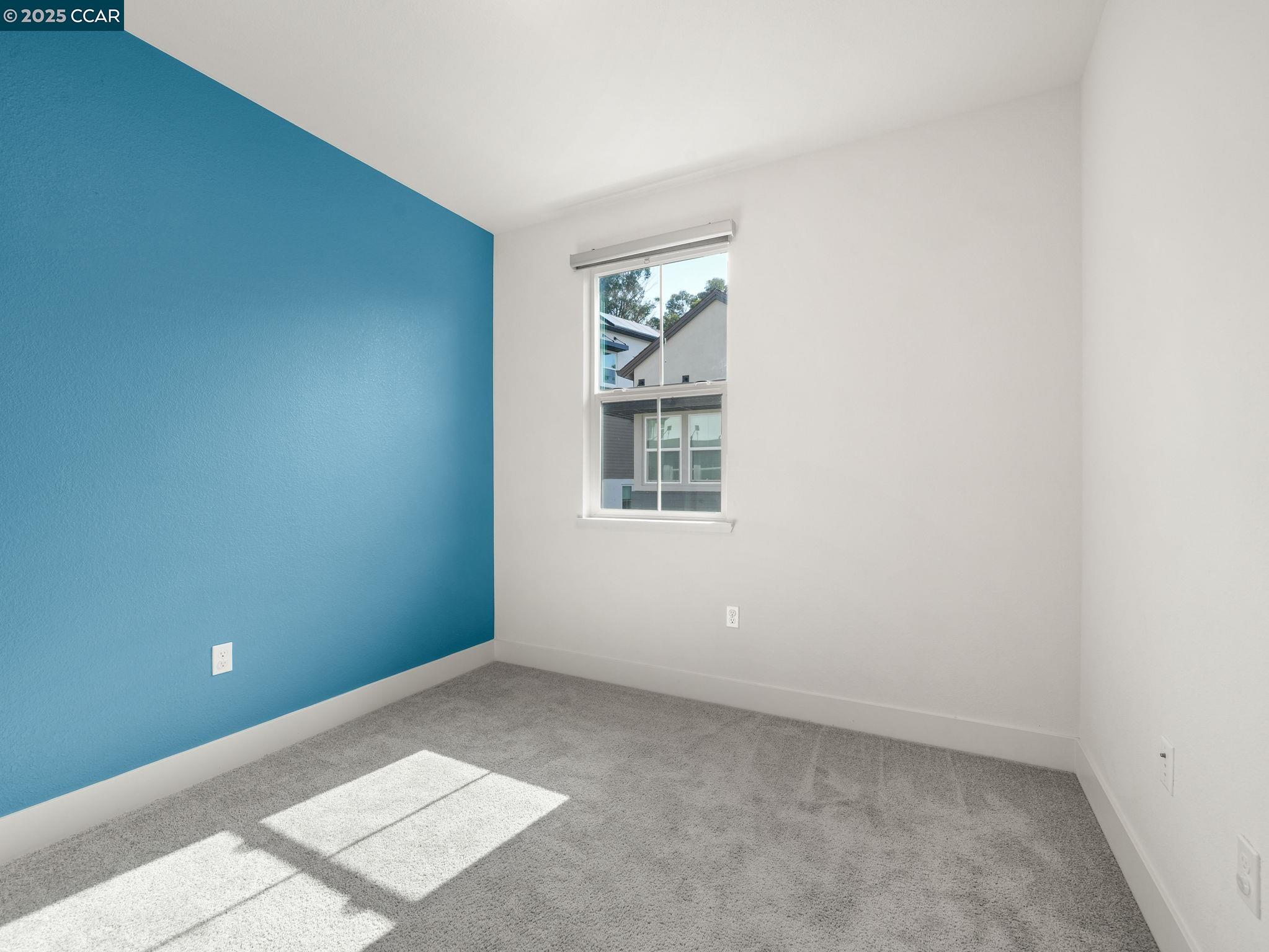 850 HEAVEN CT, Hayward