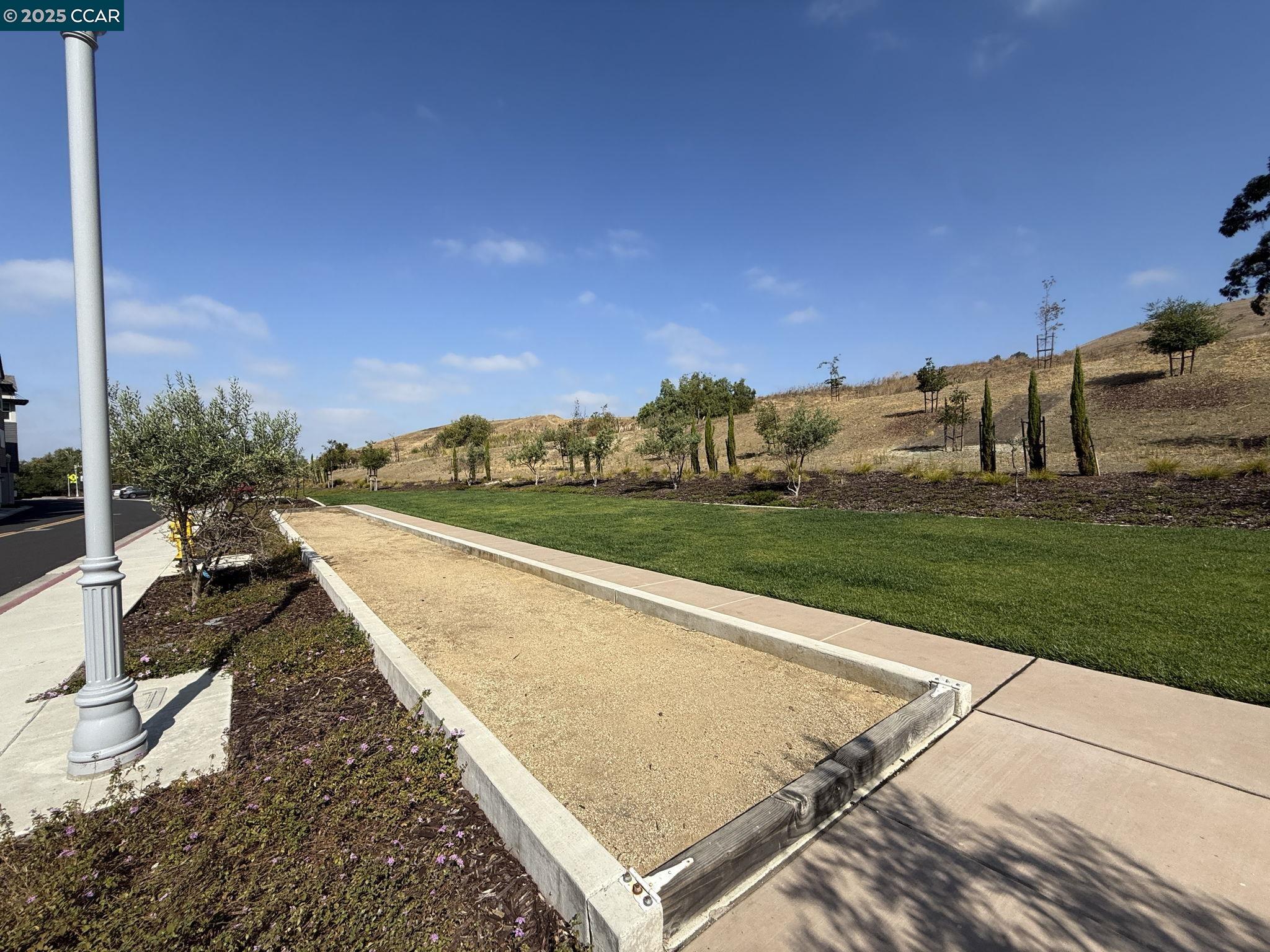 850 HEAVEN CT, Hayward