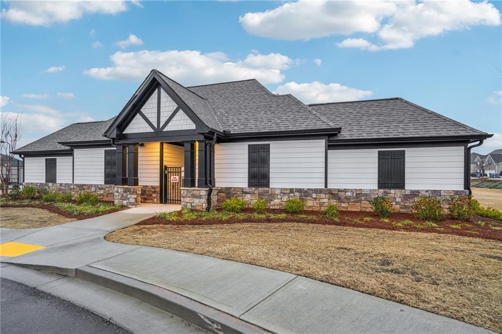 938 Blue Juniper Circle