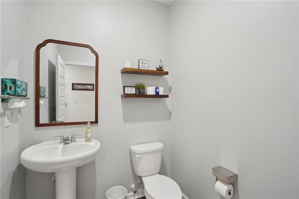 938 Blue Juniper Circle