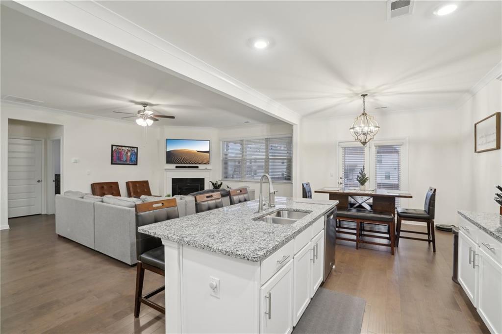 938 Blue Juniper Circle