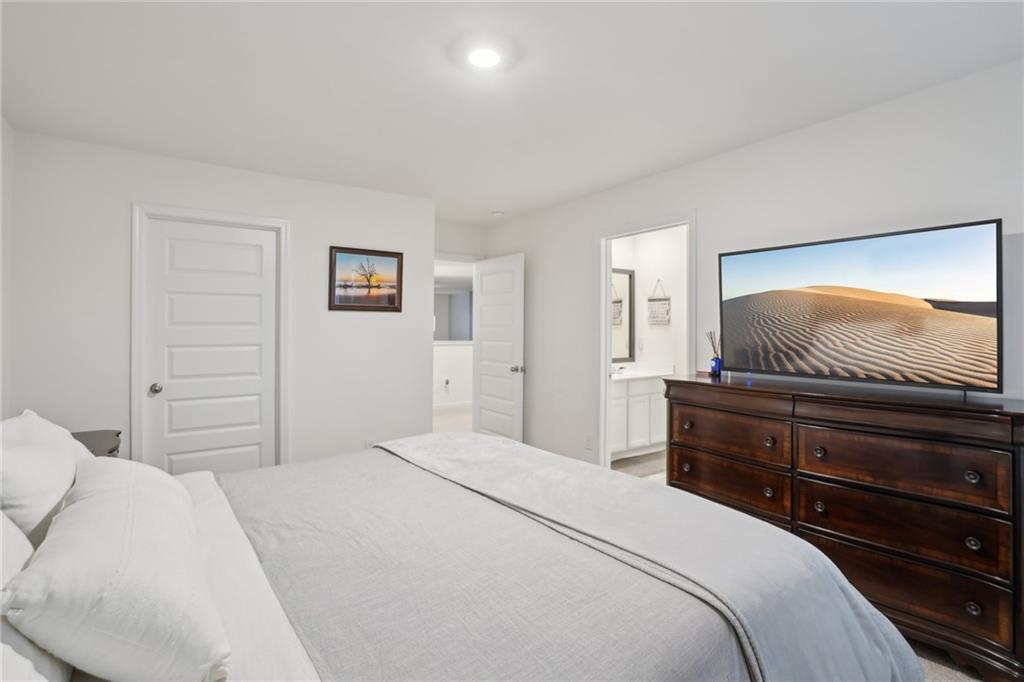 938 Blue Juniper Circle