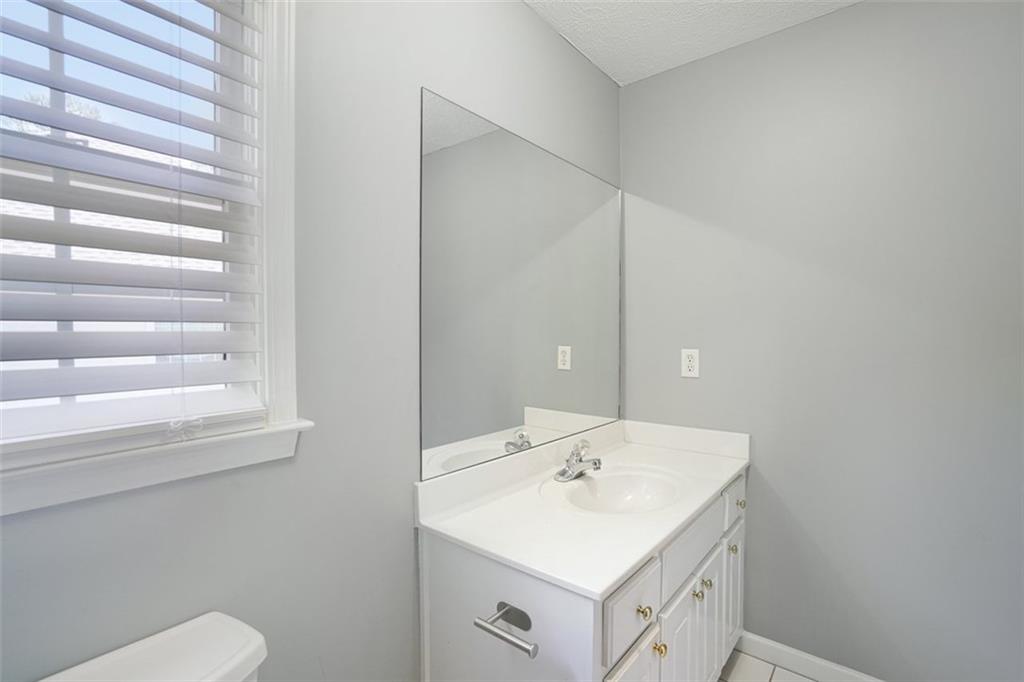 1010 Capella Creek Way