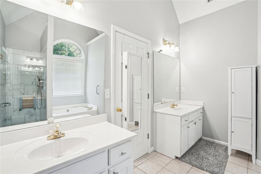 1010 Capella Creek Way