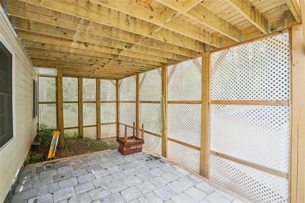 1010 Capella Creek Way