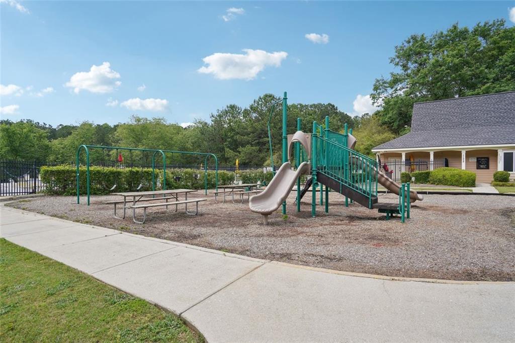 1010 Capella Creek Way