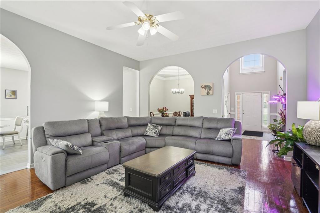 1010 Capella Creek Way