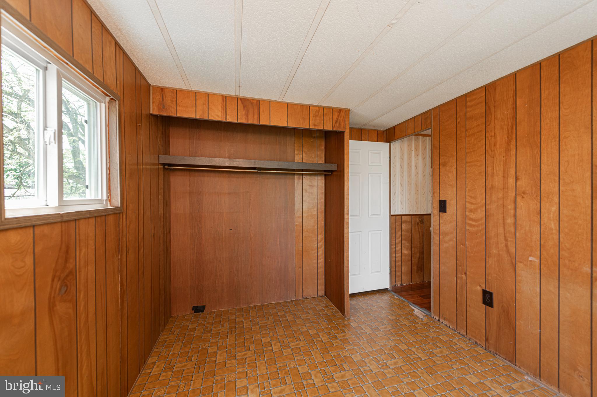 381 FAIRVIEW CHAPEL ROAD