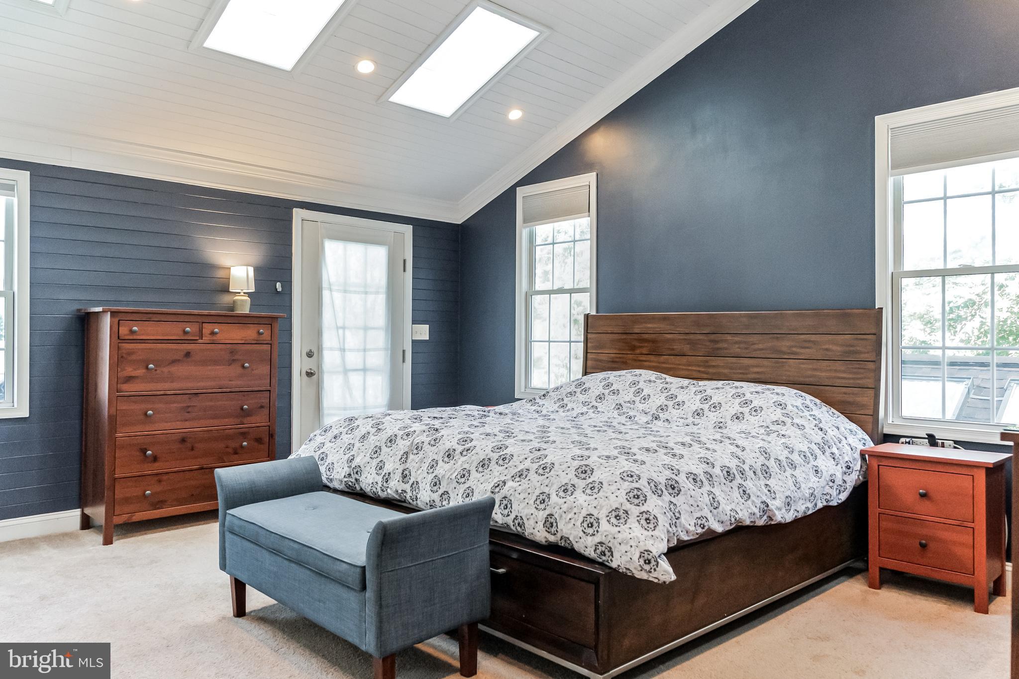 4718 SAINT GEORGE STREET