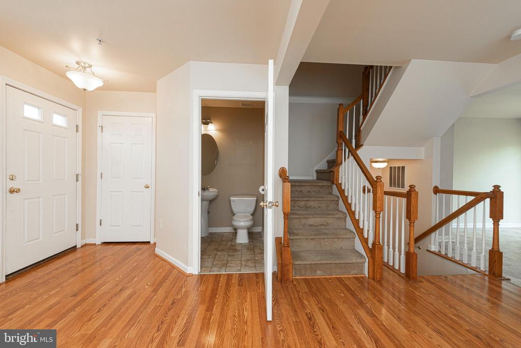 1805 ORCHARD VIEW ROAD