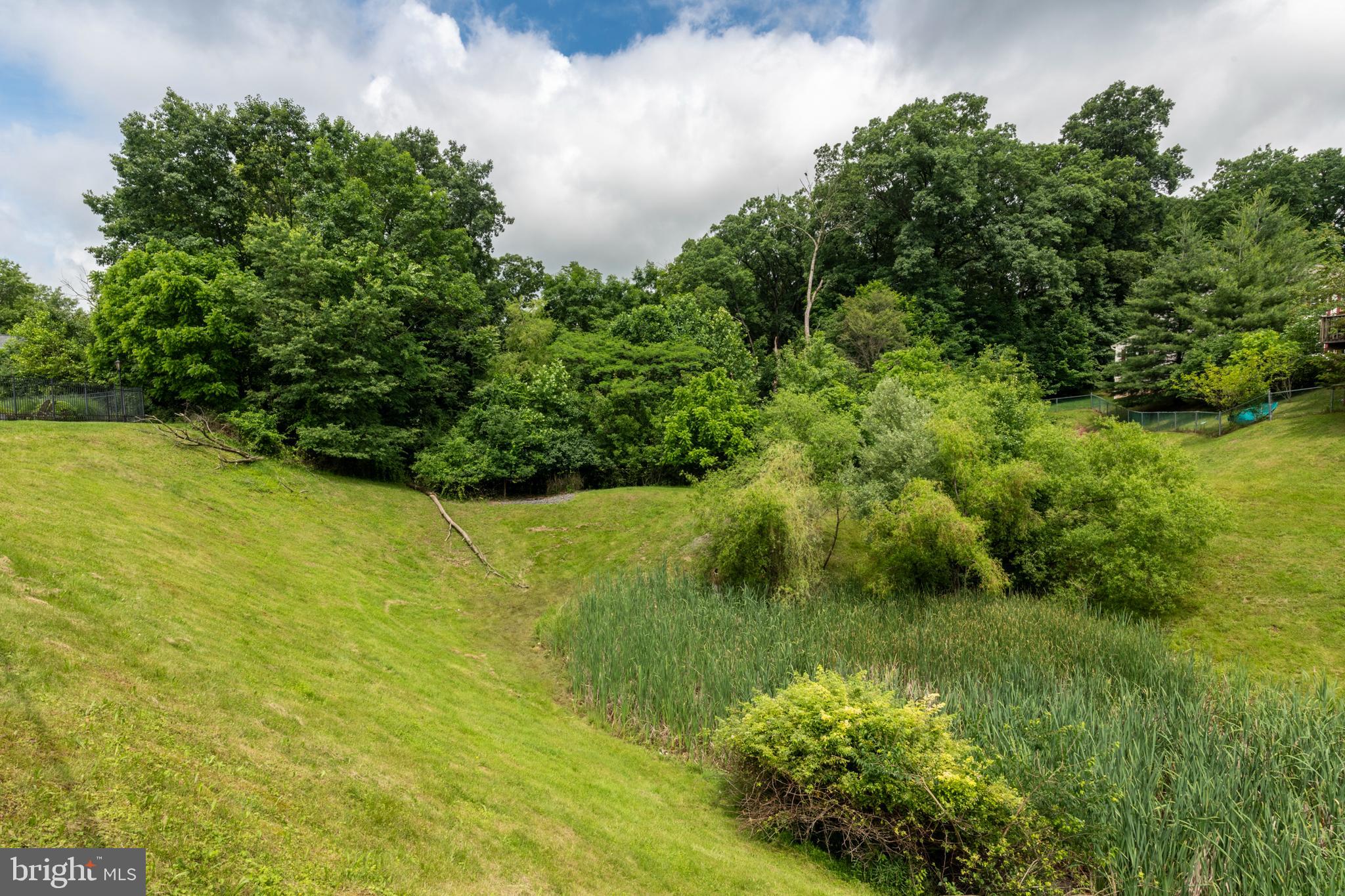 1805 ORCHARD VIEW ROAD