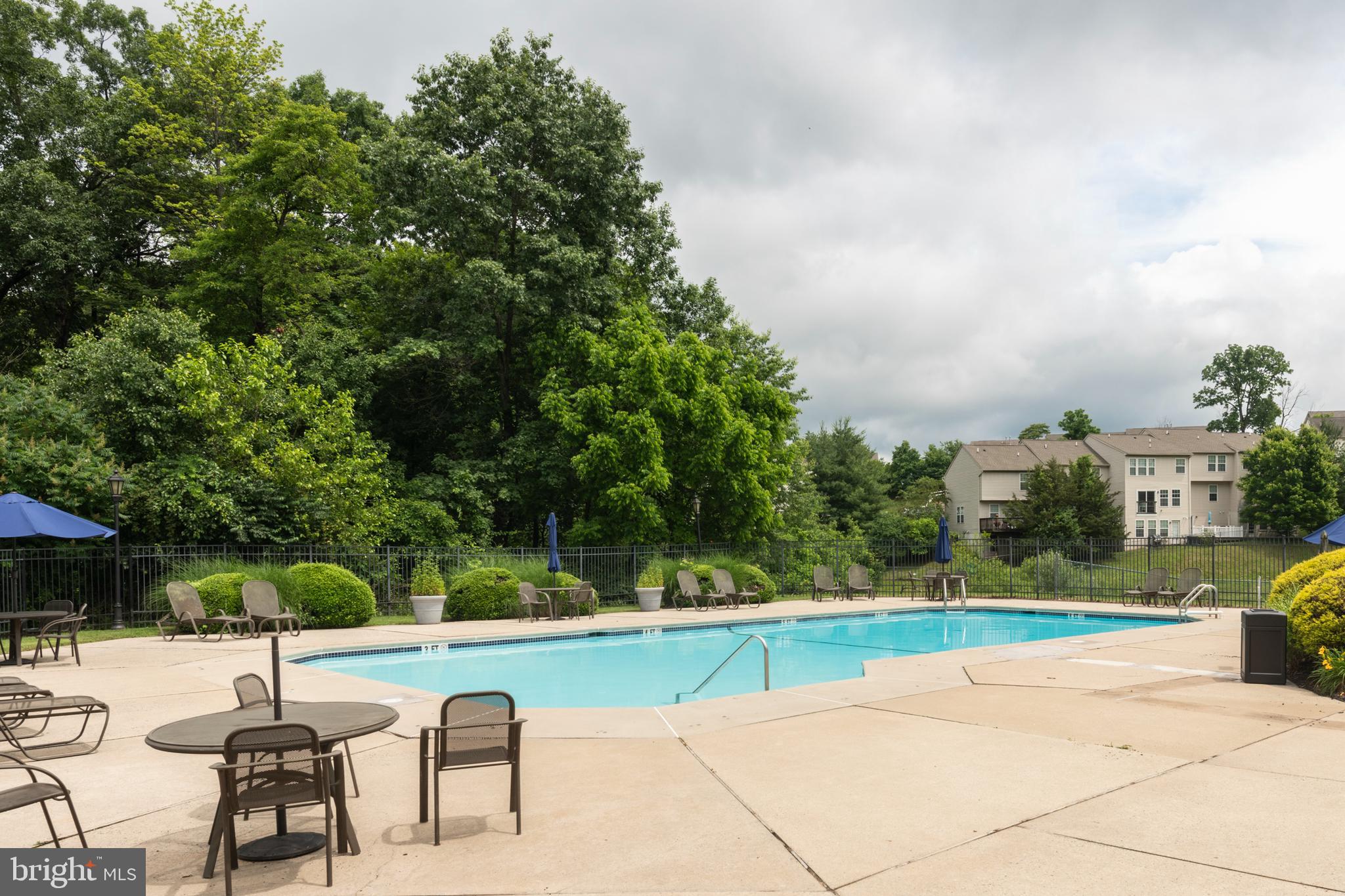 1805 ORCHARD VIEW ROAD