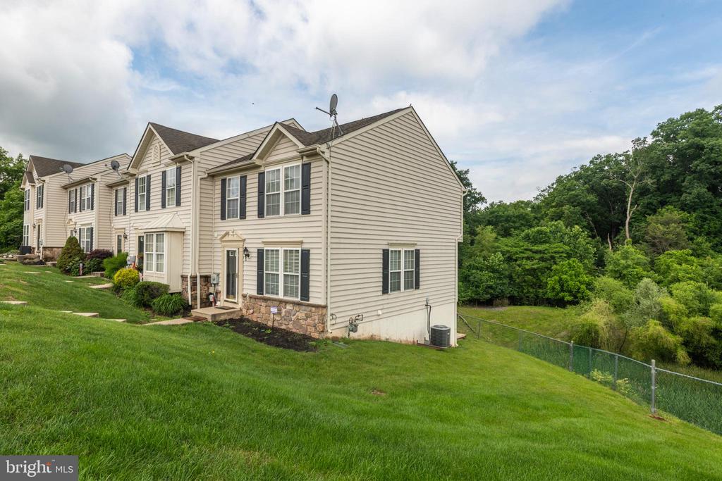 1805 ORCHARD VIEW ROAD