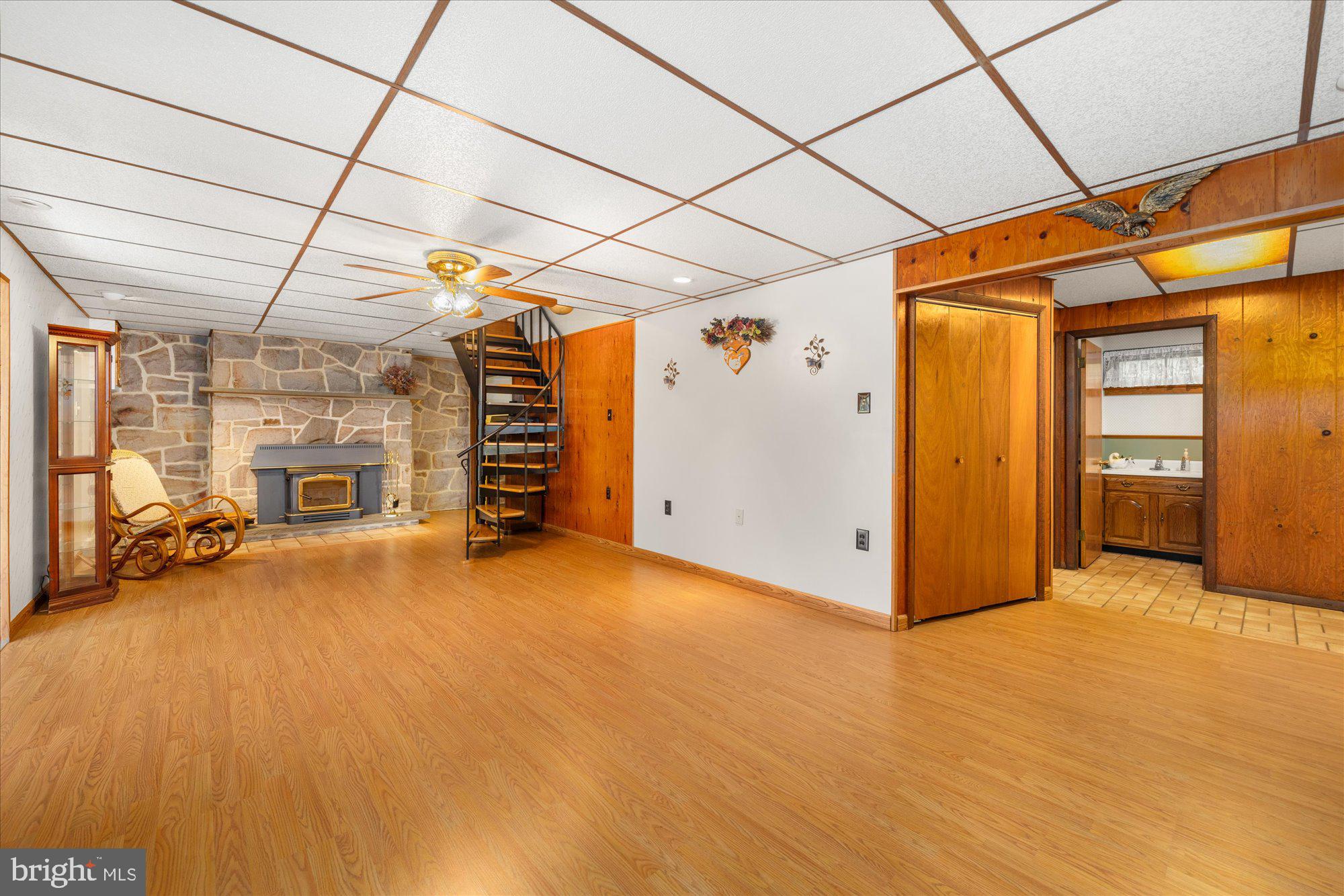 1100 LAURELEE AVENUE