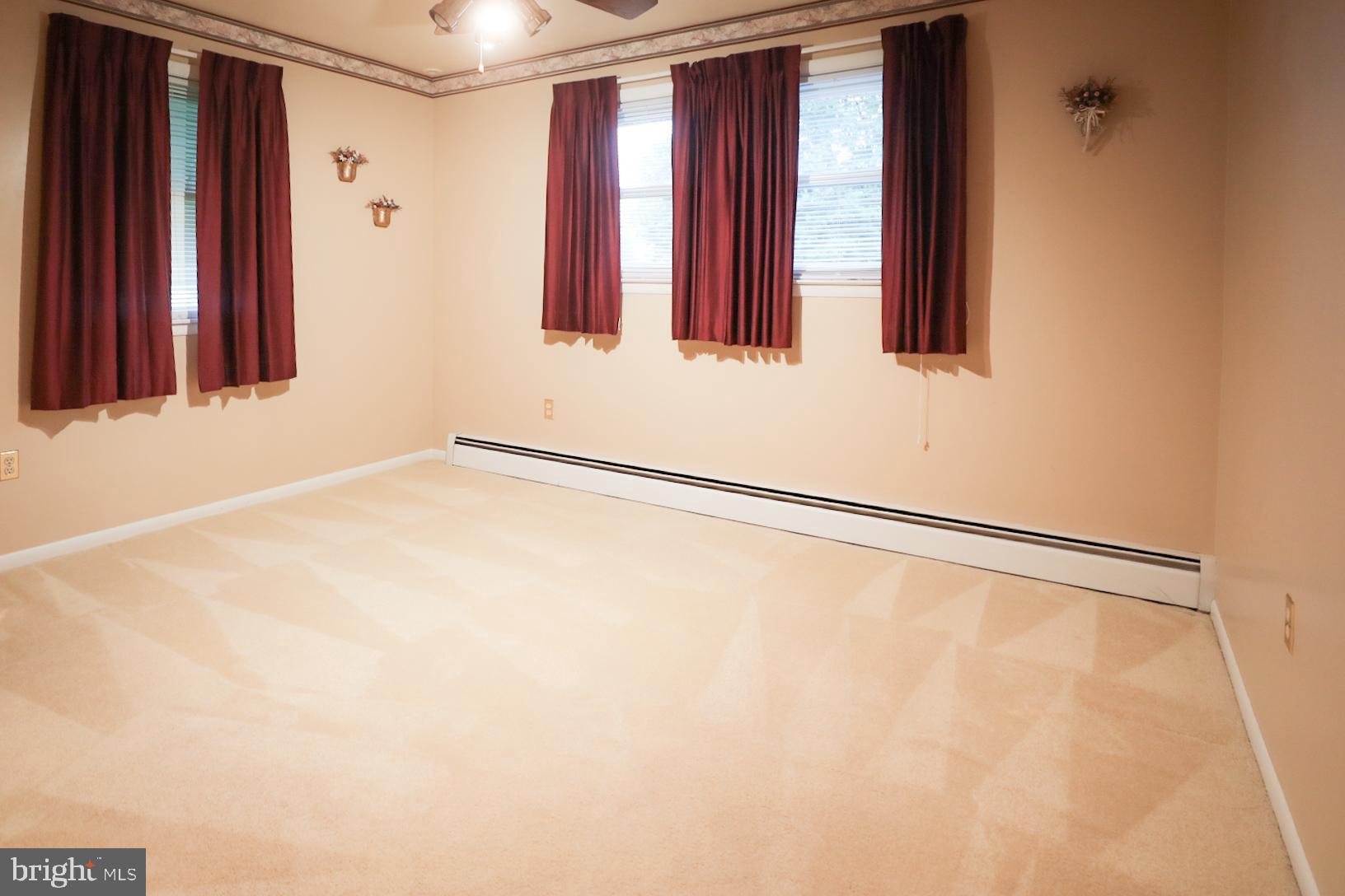 1100 LAURELEE AVENUE