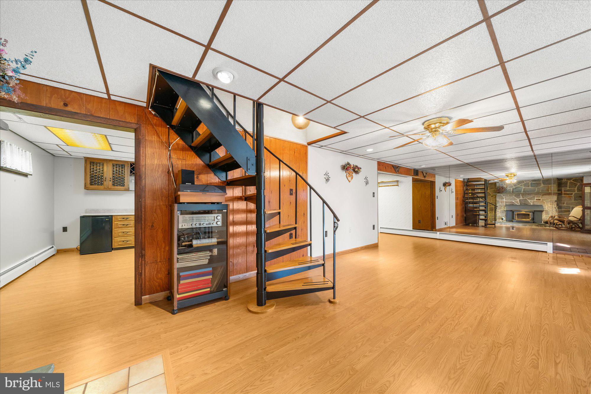 1100 LAURELEE AVENUE