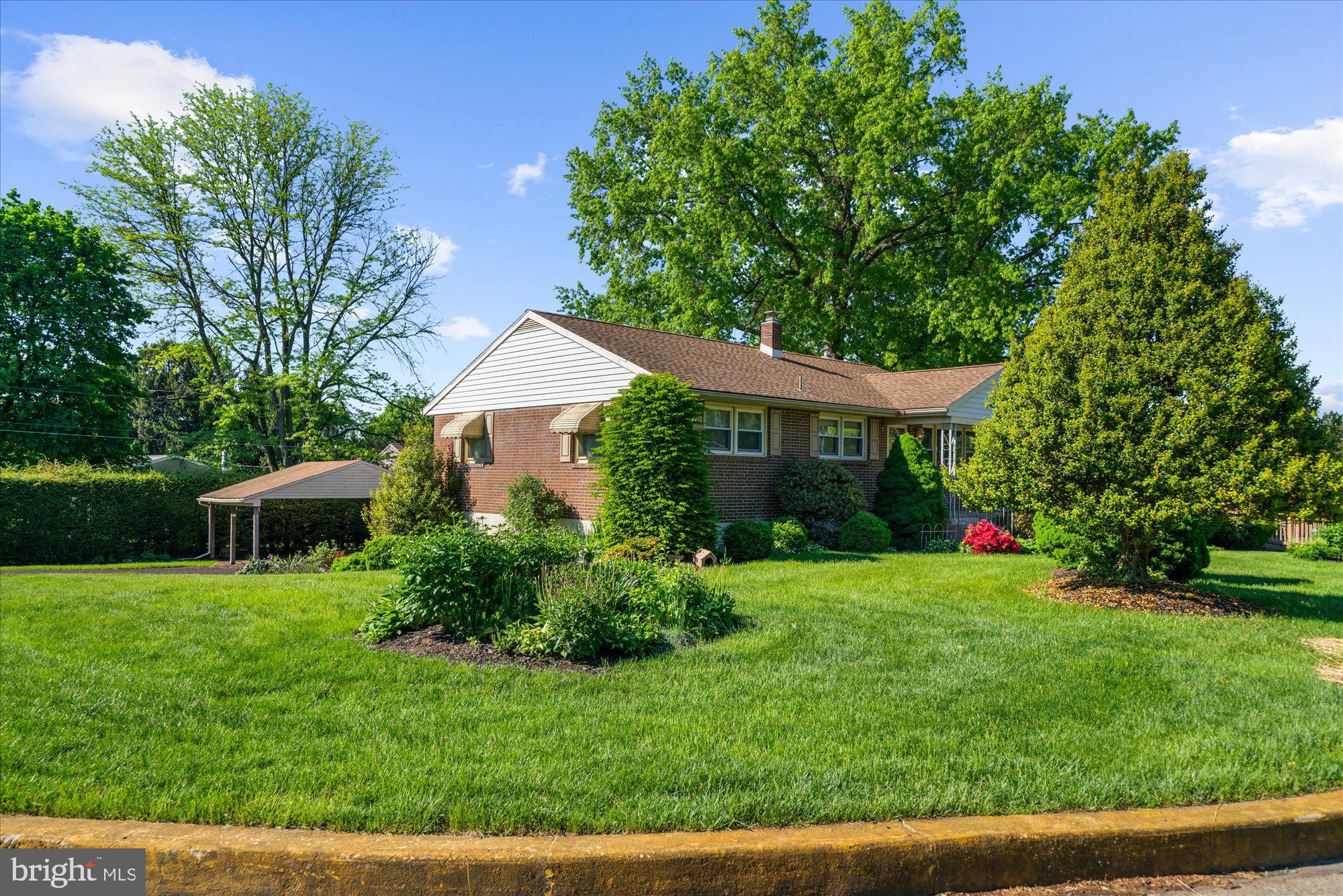 1100 LAURELEE AVENUE