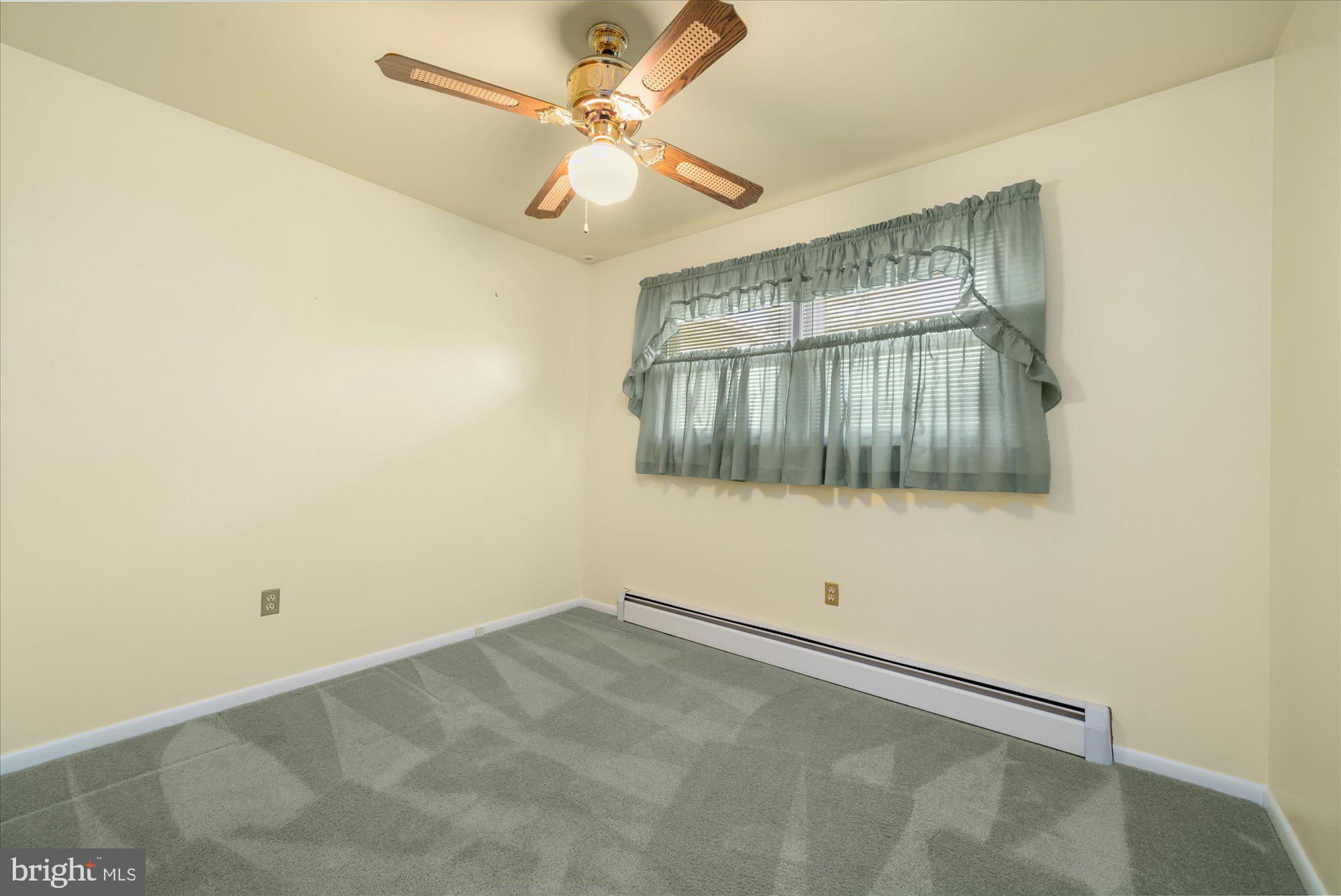 1100 LAURELEE AVENUE