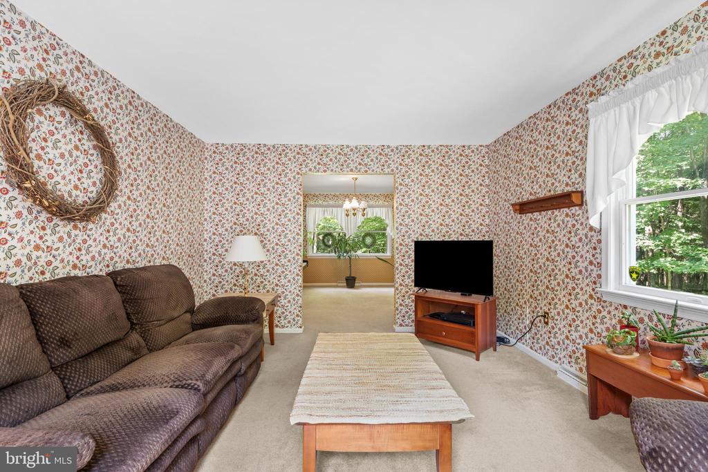 284 DATA ROAD