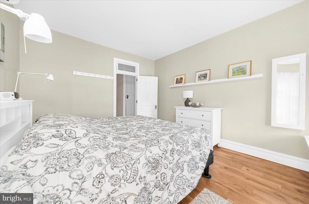 127 N READING AVENUE