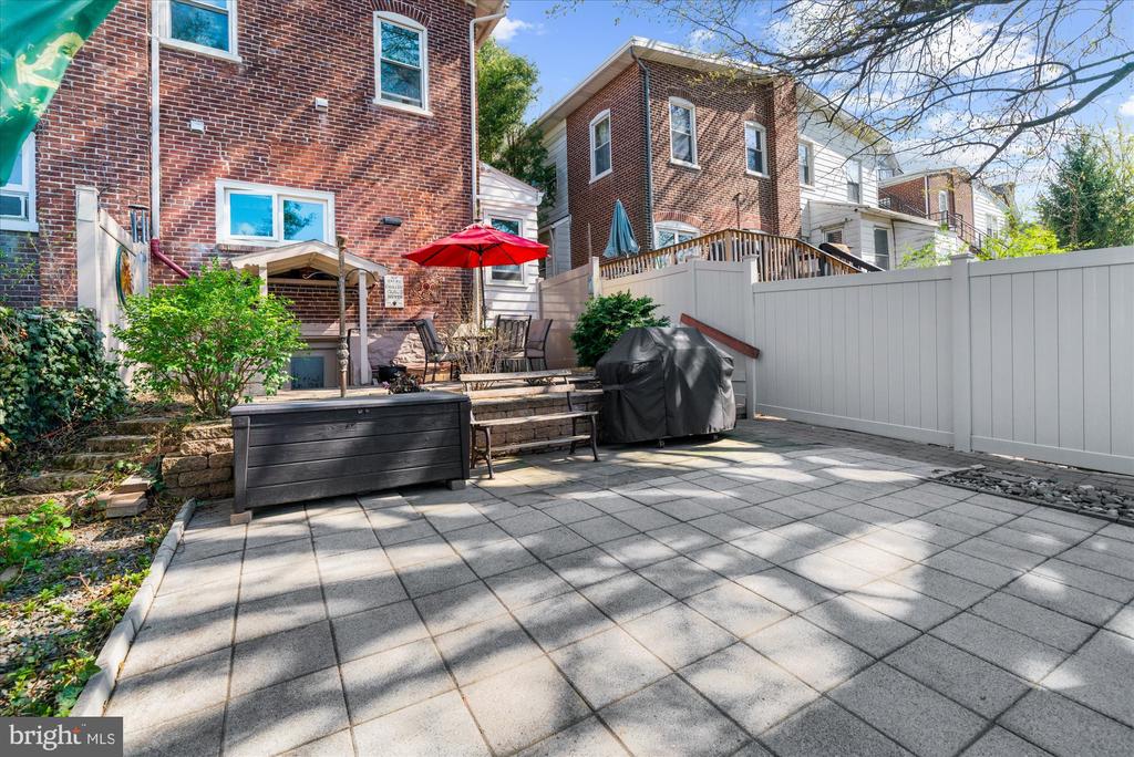 127 N READING AVENUE