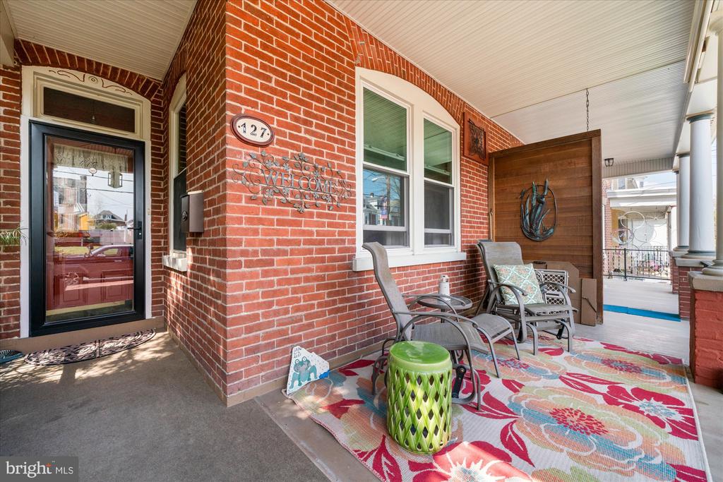 127 N READING AVENUE