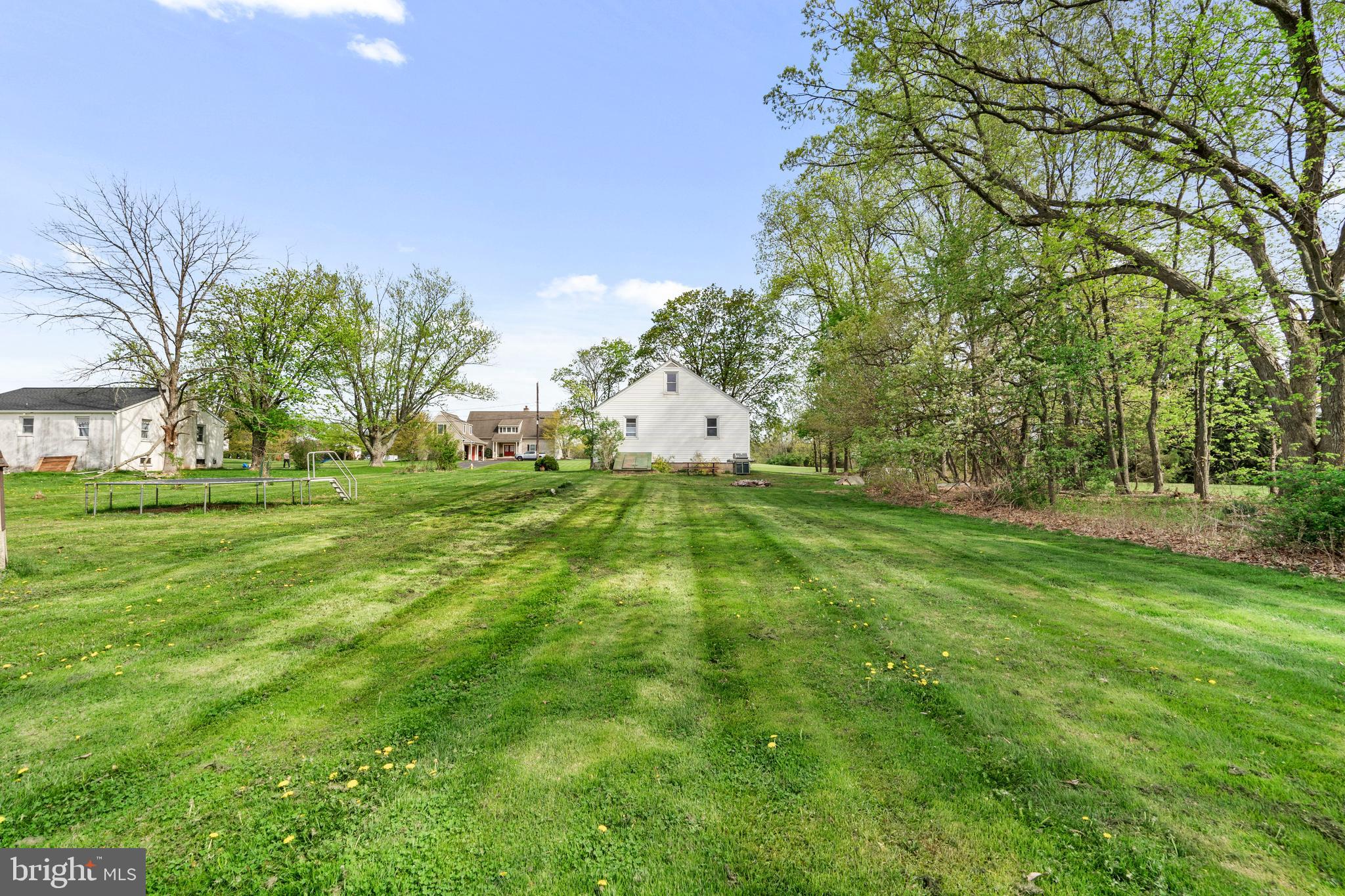 503 SCHOOLHOUSE ROAD