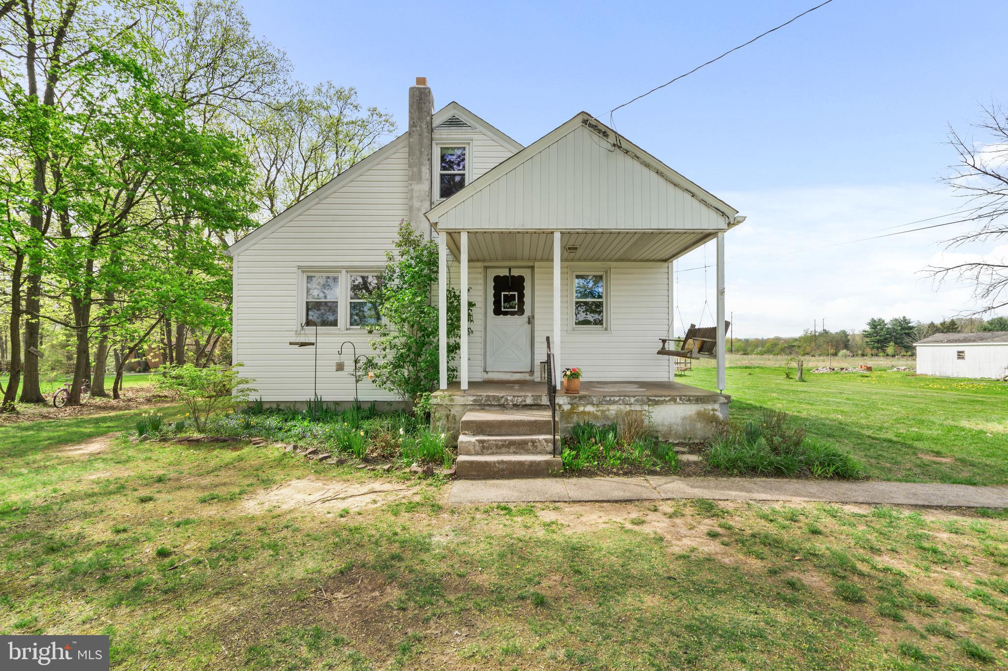 503 SCHOOLHOUSE ROAD