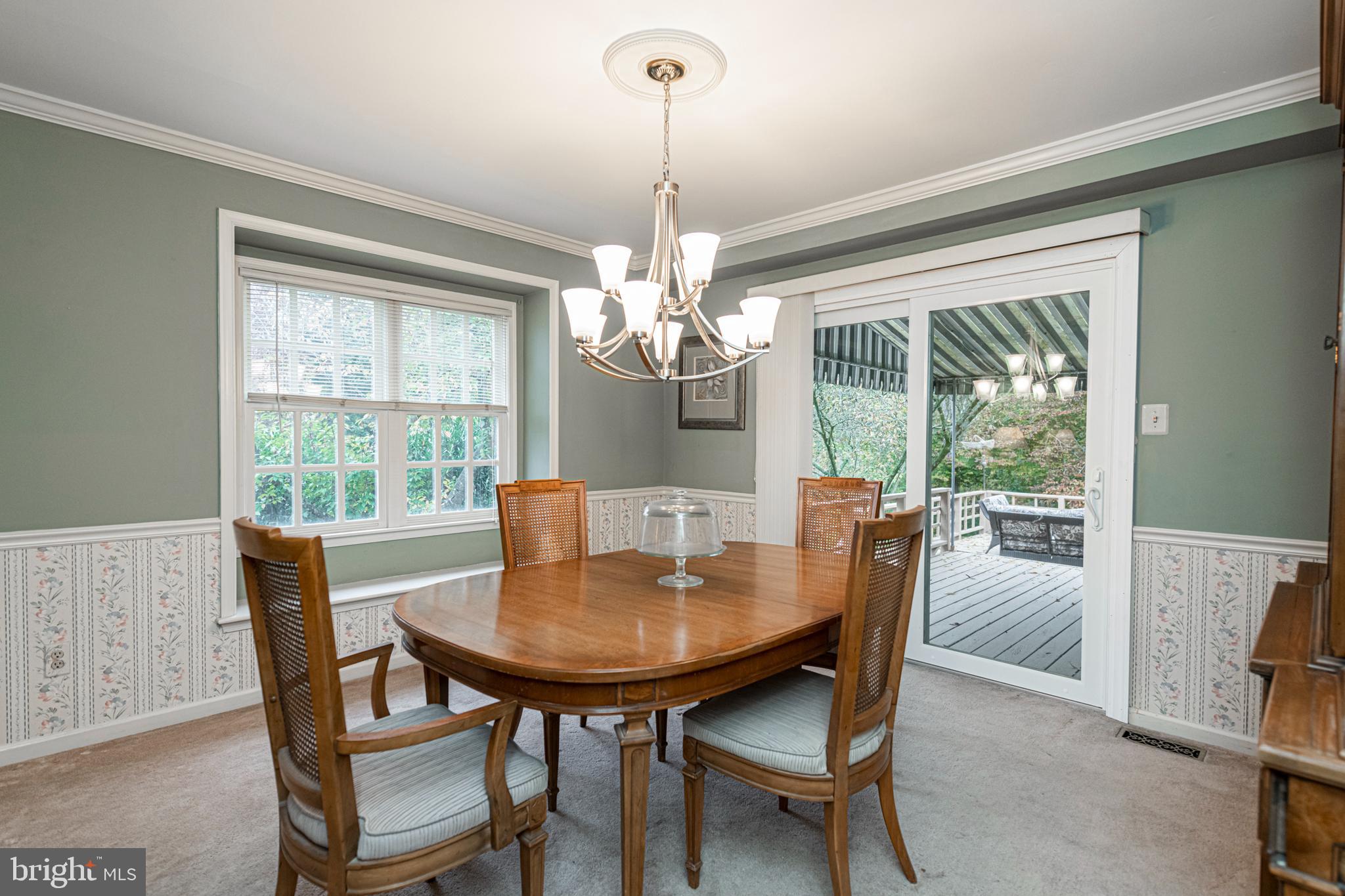 406 SAINT ANNS CIRCLE